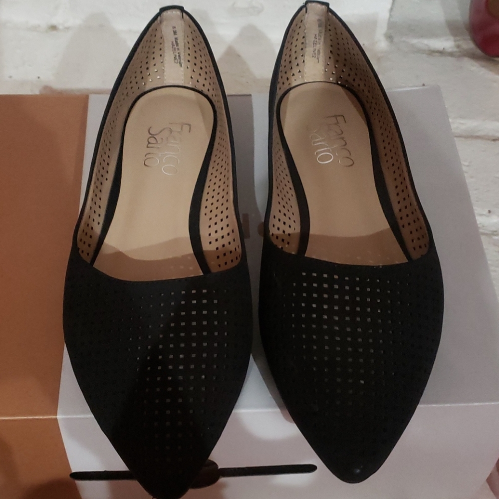 Franco Sarto breathable black flats